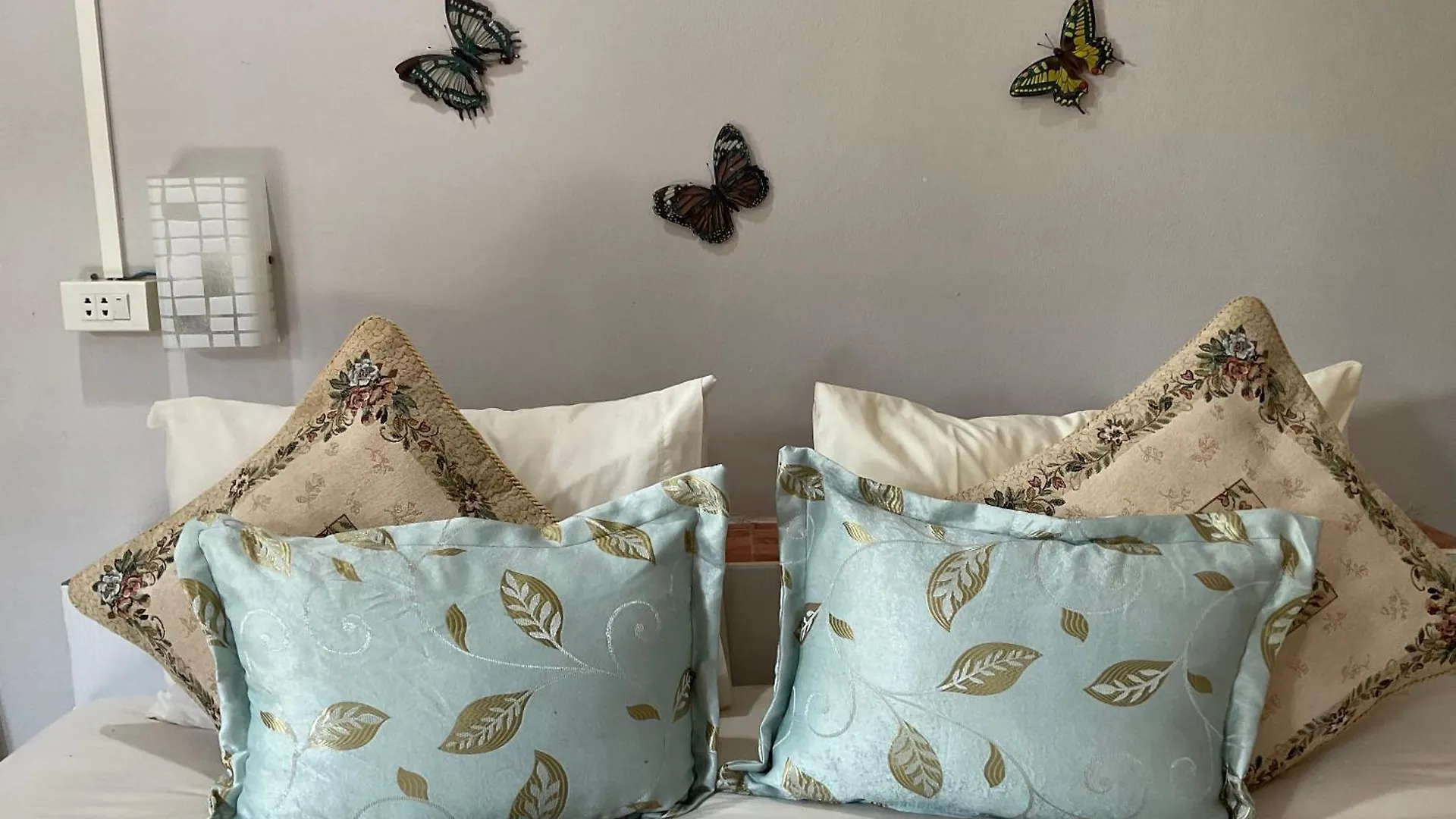 ** Semesteranläggning (resort) Mada Lanta Mai Keaw Hotell Ko Lanta Thailand