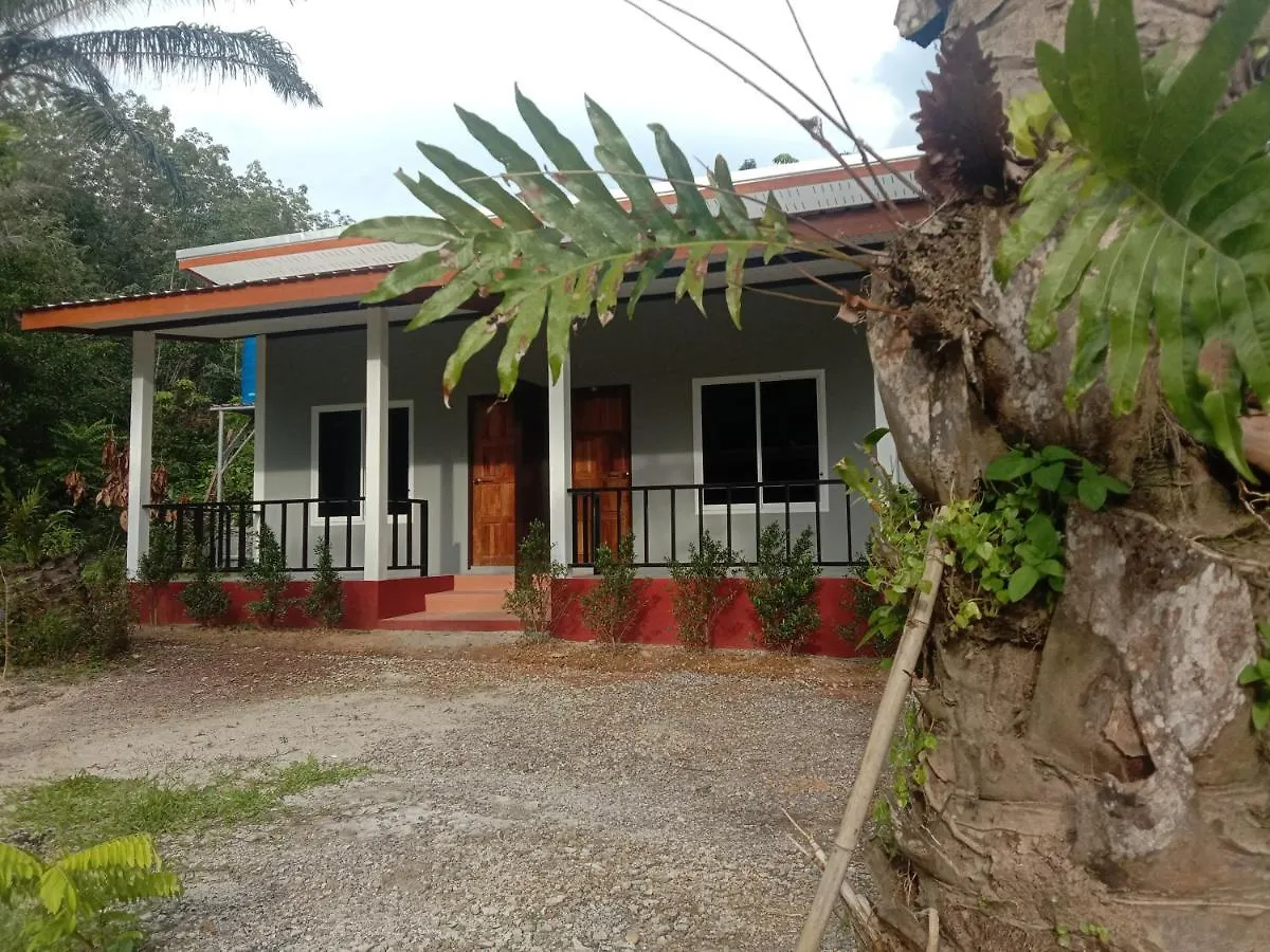 Semesteranläggning (resort) Mada Lanta Mai Keaw Hotell Ko Lanta