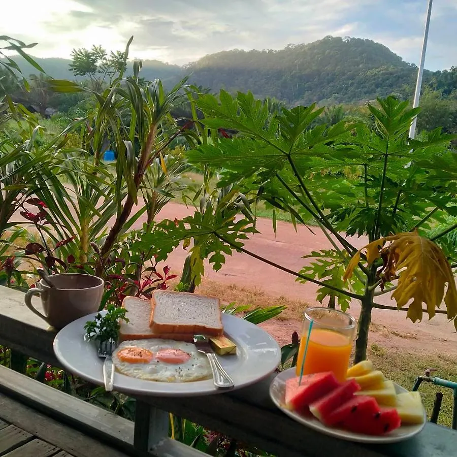 Hotel Mada Lanta Mai Keaw Ko Lanta