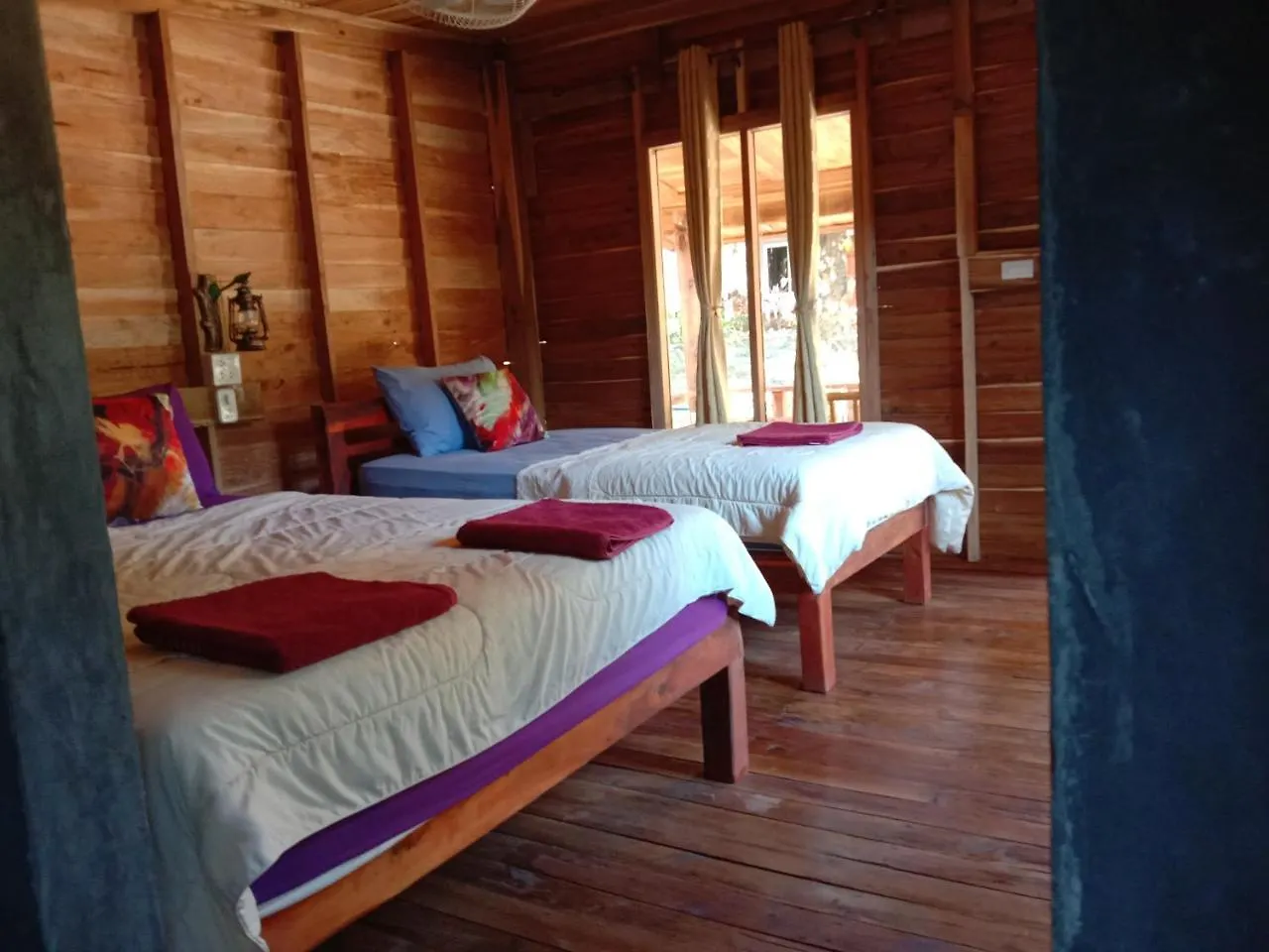 Hotel Mada Lanta Mai Keaw Ko Lanta 2*,  Thailand