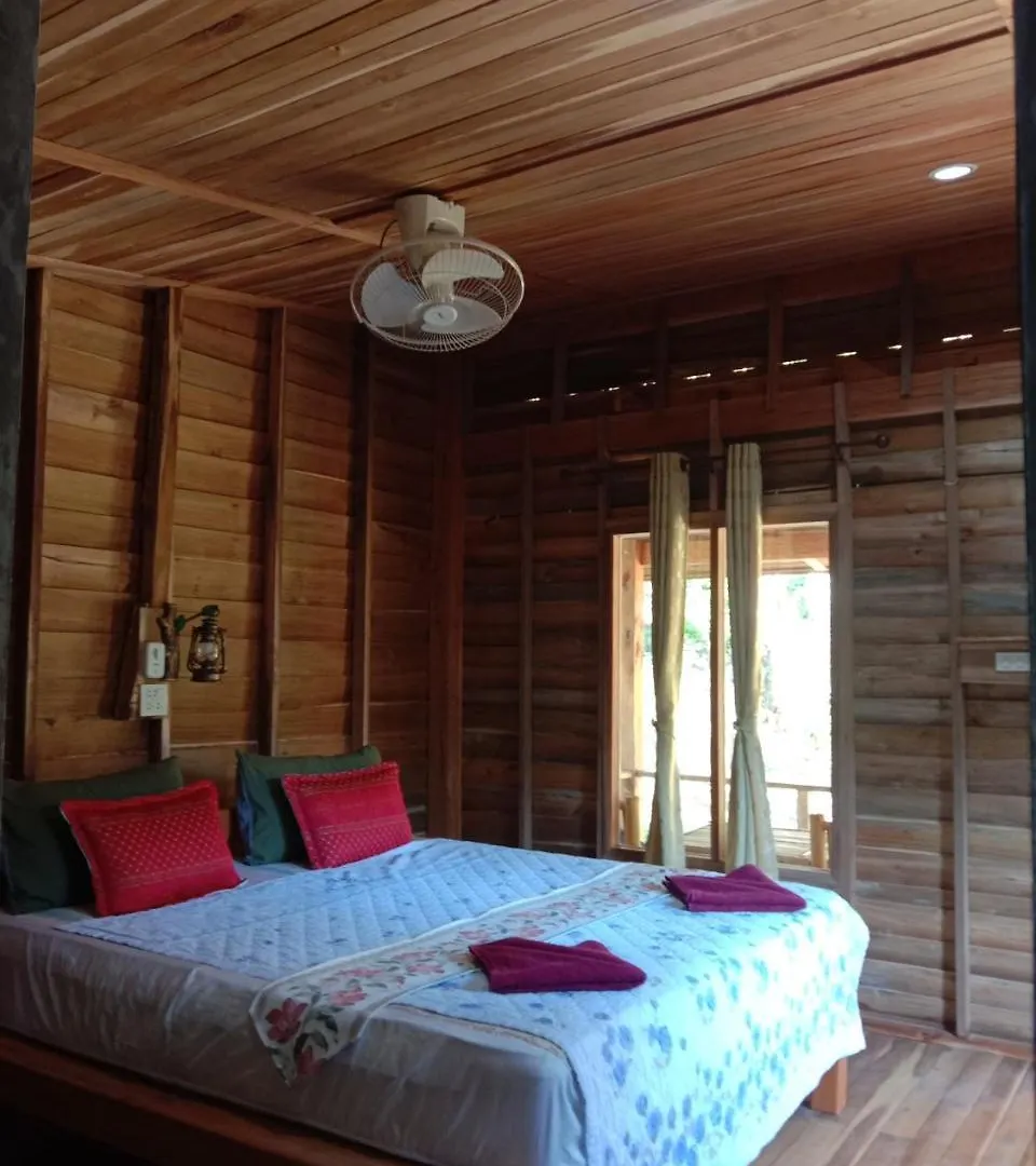 Hotel Mada Lanta Mai Keaw Ko Lanta 2*,  Thailand