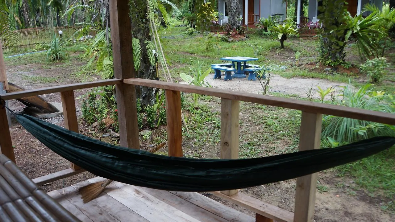 Hotel Mada Lanta Mai Keaw Ko Lanta 2*,  Tailandia